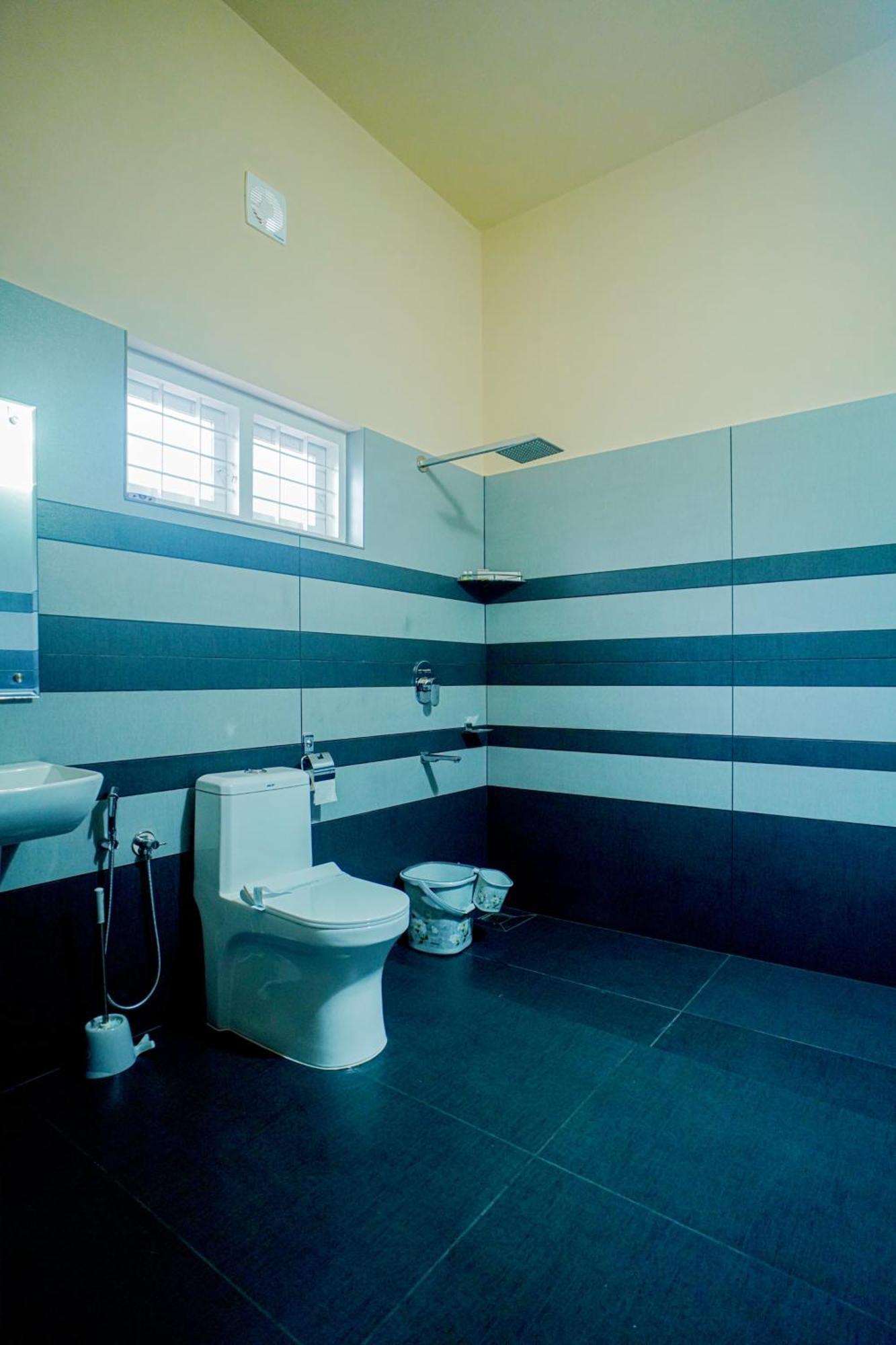 Falcon Riverview Resorts Kuttampuzha Kültér fotó