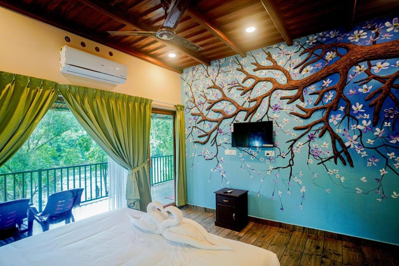Falcon Riverview Resorts Kuttampuzha Kültér fotó