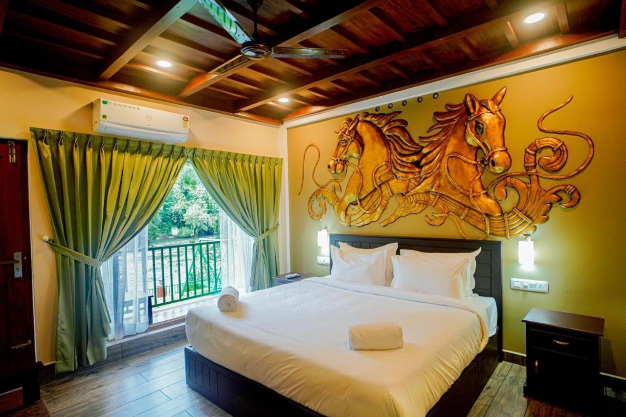 Falcon Riverview Resorts Kuttampuzha Kültér fotó