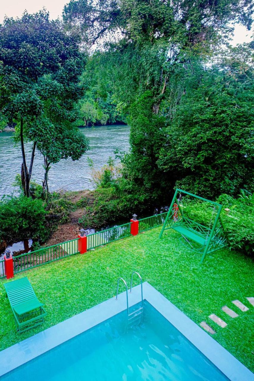 Falcon Riverview Resorts Kuttampuzha Kültér fotó