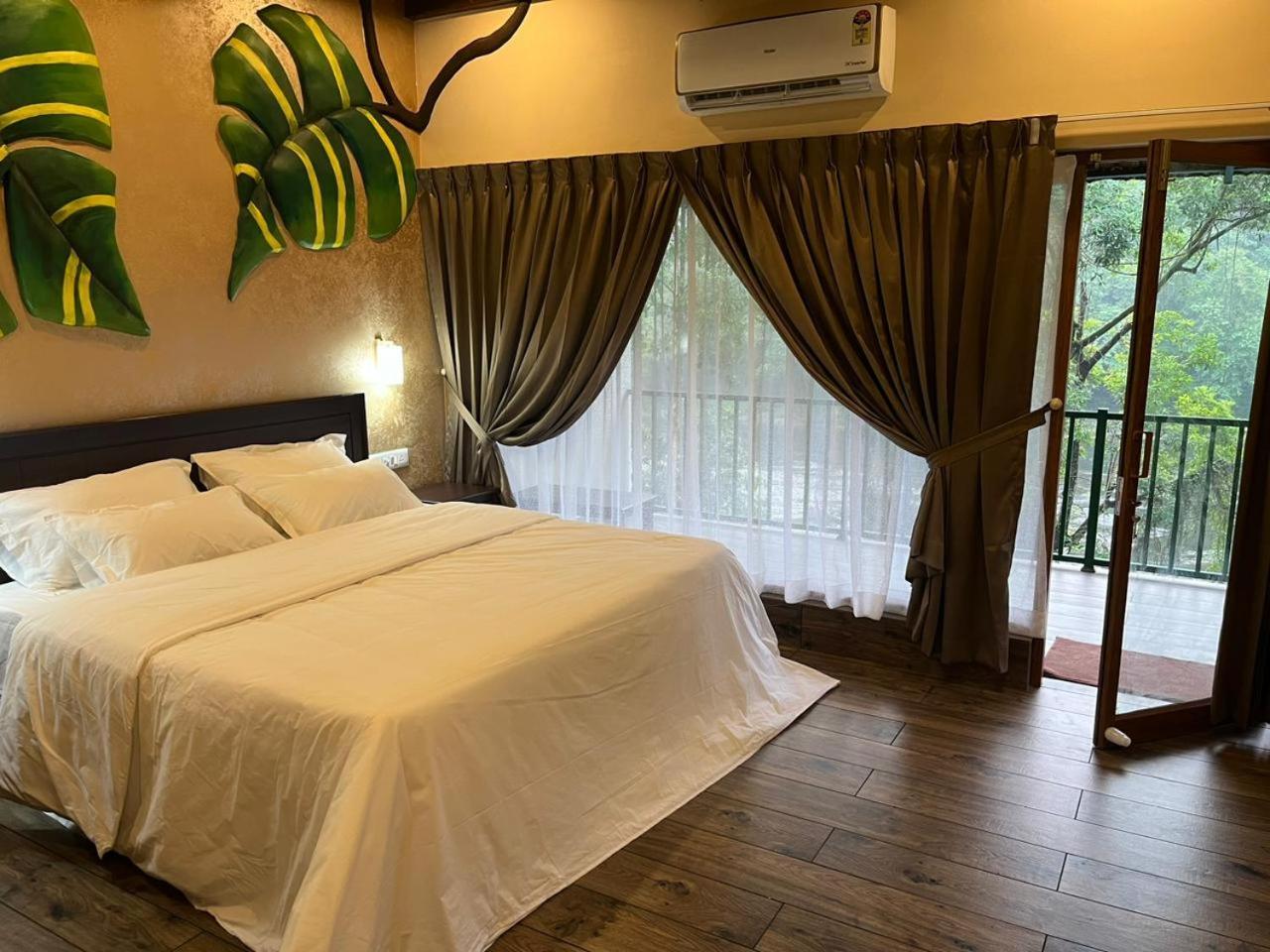 Falcon Riverview Resorts Kuttampuzha Kültér fotó